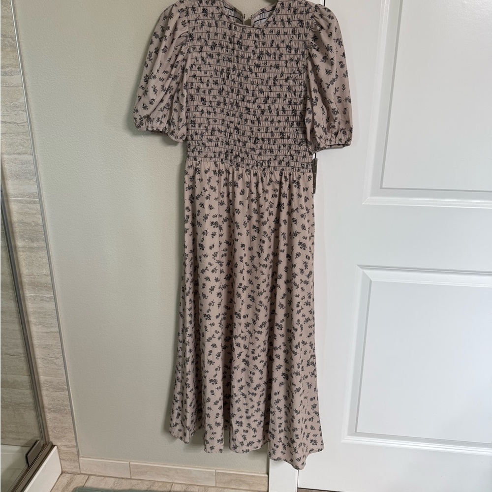 Elegant Smocked Midi Dress - Cream and Black